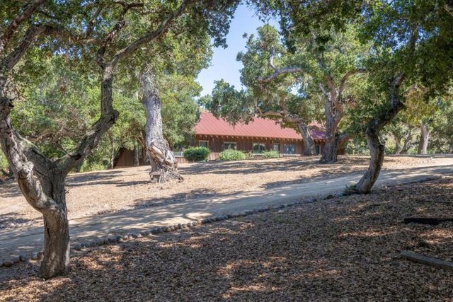 10265 Calle De Robles, Carmel Valley, CA 93923