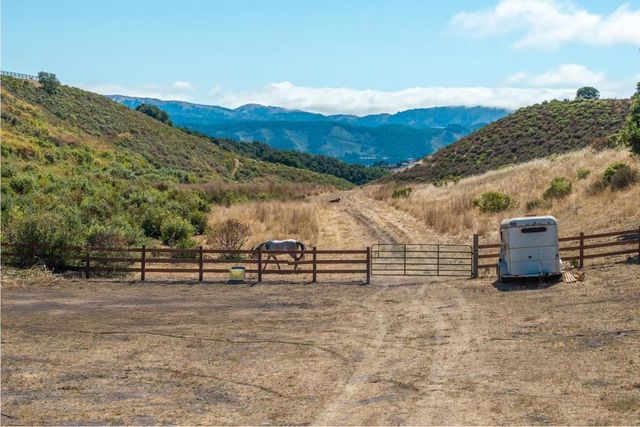 10265 Calle De Robles, Carmel Valley, CA 93923