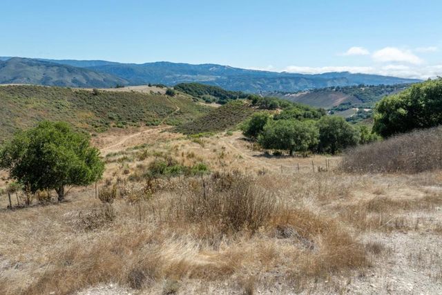 10265 Calle De Robles, Carmel Valley, CA 93923