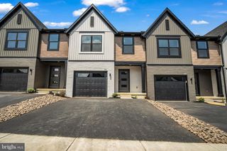 102 CANDLER WAY #089-16, Annville, PA 17003