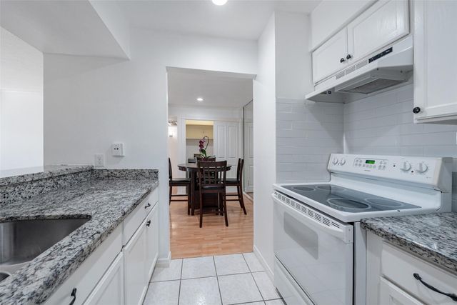 2800 Jeanetta Street 612, Houston, TX 77063