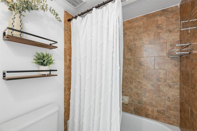 2800 Jeanetta Street 612, Houston, TX 77063