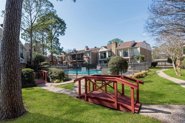 2800 Jeanetta Street 612, Houston, TX 77063