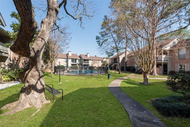 2800 Jeanetta Street 612, Houston, TX 77063