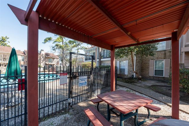 2800 Jeanetta Street 612, Houston, TX 77063