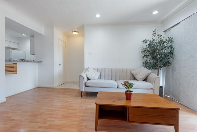 2800 Jeanetta Street 612, Houston, TX 77063