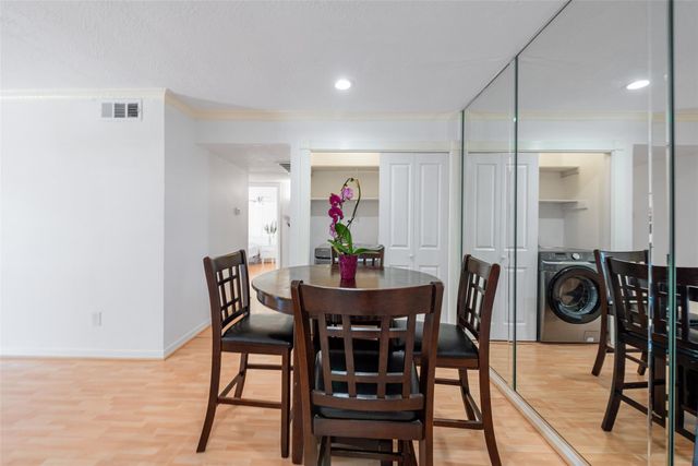 2800 Jeanetta Street 612, Houston, TX 77063