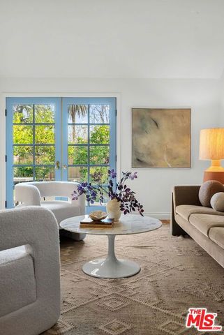 744 New York Drive, Altadena, CA 91001