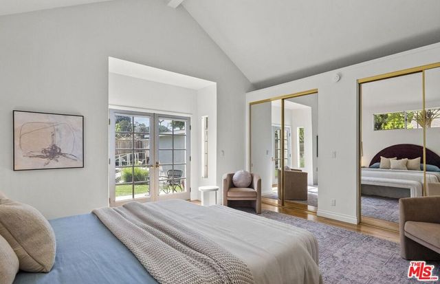 744 New York Drive, Altadena, CA 91001