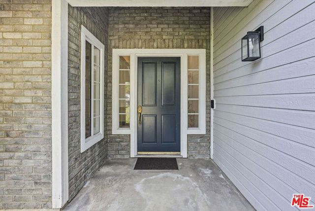 744 New York Drive, Altadena, CA 91001