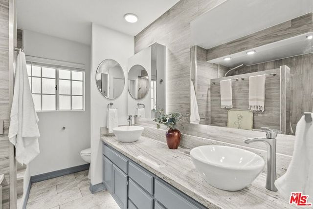 744 New York Drive, Altadena, CA 91001