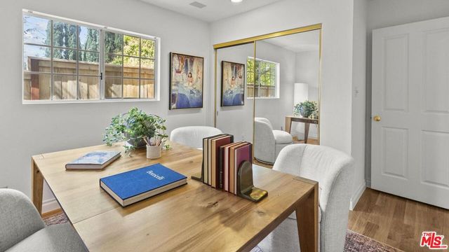 744 New York Drive, Altadena, CA 91001