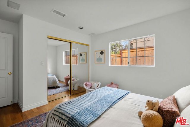 744 New York Drive, Altadena, CA 91001