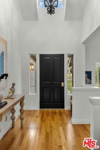 744 New York Drive, Altadena, CA 91001