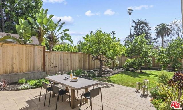 744 New York Drive, Altadena, CA 91001