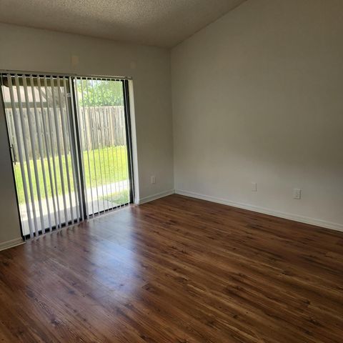 9915 NW 41st Court 9915, Sunrise, FL 33351