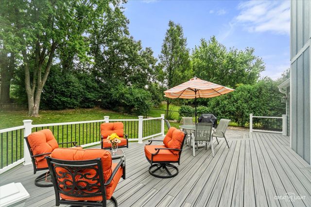 8409 Mending Wall Drive, Woodridge, IL 60517