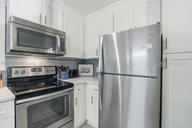 663 William Hilton Pkwy Apt 1221, Hilton Head Island, SC 29928