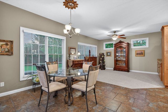 6309 Forest Road, Davenport, IA 52807