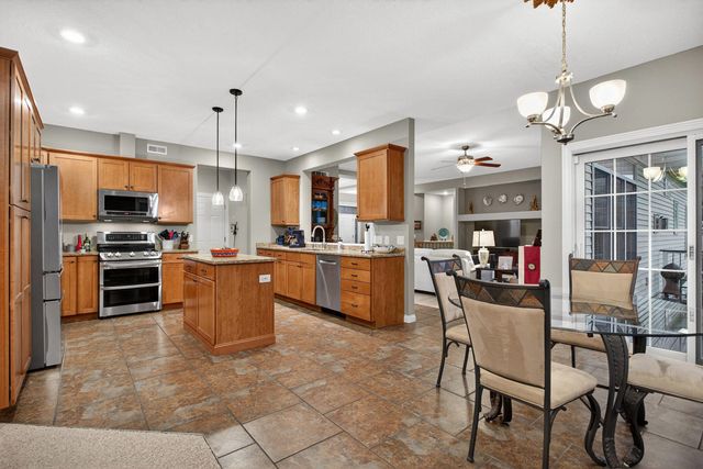 6309 Forest Road, Davenport, IA 52807