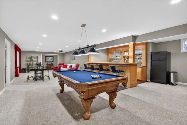 6309 Forest Road, Davenport, IA 52807