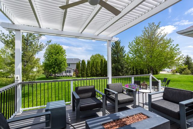 6309 Forest Road, Davenport, IA 52807