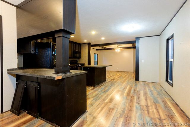 1487 Buds Point Road North, Mcalester, OK 74501