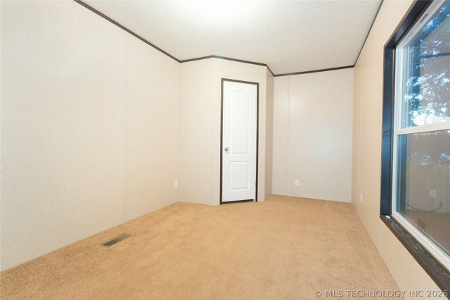 1487 Buds Point Road North, Mcalester, OK 74501
