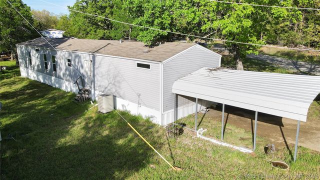 1487 Buds Point Road North, Mcalester, OK 74501