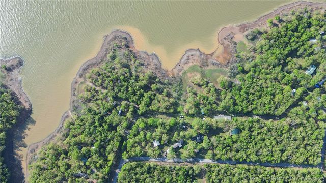 1487 Buds Point Road North, Mcalester, OK 74501