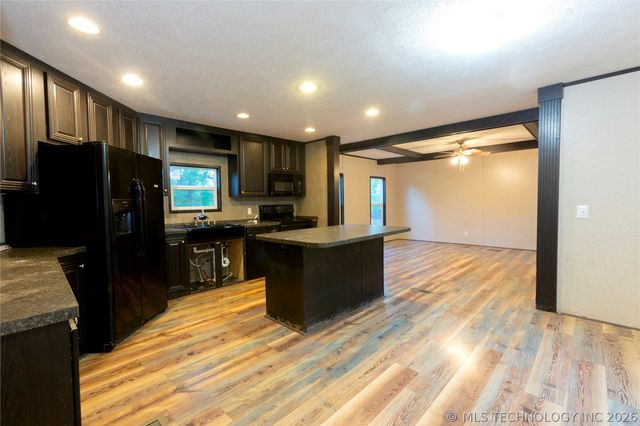 1487 Buds Point Road North, Mcalester, OK 74501