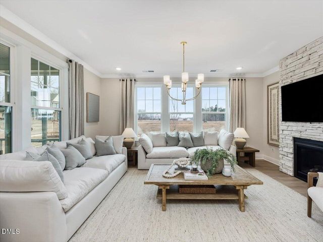 19 Biscayne Court, Lillington, NC 27546