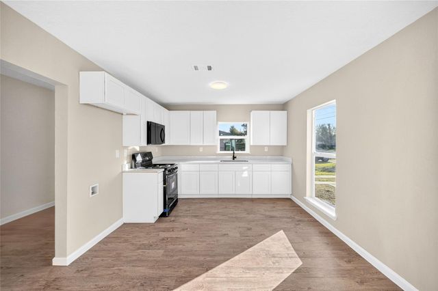 4918 Los Angeles Street, Houston, TX 77026