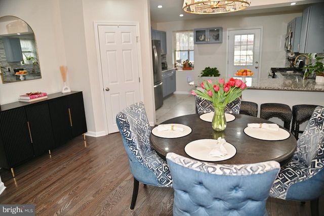 8102 ARLINGTON AVE, Upper Darby, PA 19082