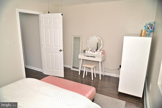 8102 ARLINGTON AVE, Upper Darby, PA 19082