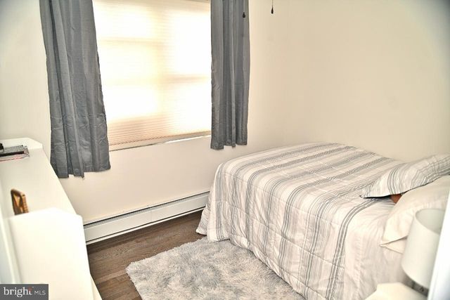 8102 ARLINGTON AVE, Upper Darby, PA 19082