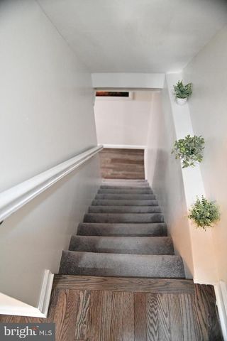 8102 ARLINGTON AVE, Upper Darby, PA 19082