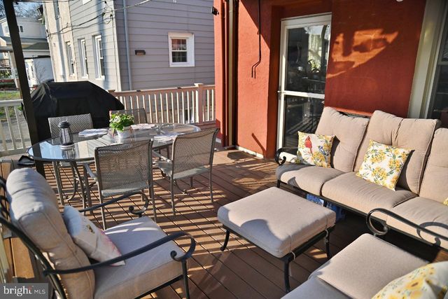 8102 ARLINGTON AVE, Upper Darby, PA 19082