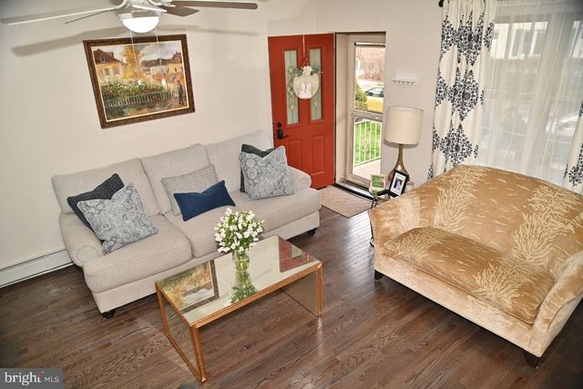 8102 ARLINGTON AVE, Upper Darby, PA 19082