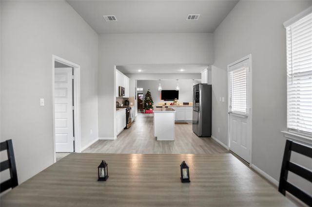 8423 Moonlight Bay Circle, Baytown, TX 77523