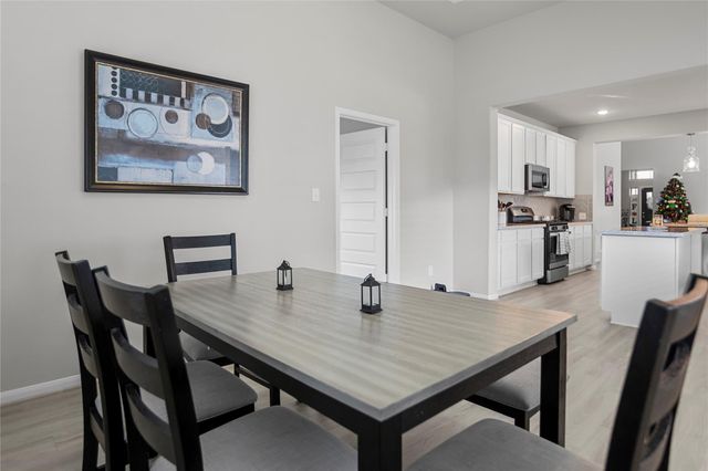 8423 Moonlight Bay Circle, Baytown, TX 77523