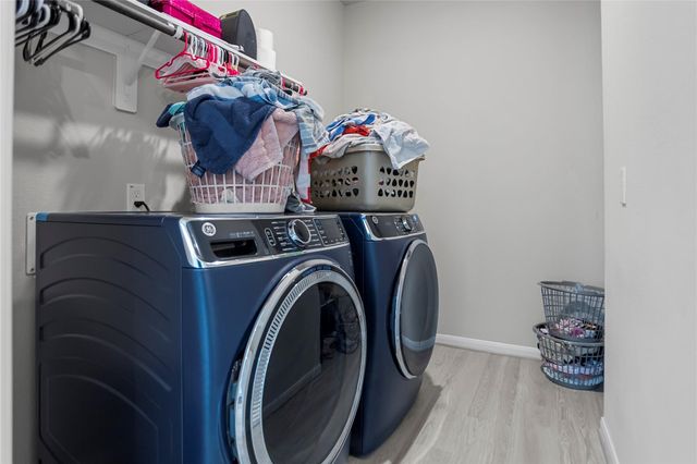 8423 Moonlight Bay Circle, Baytown, TX 77523