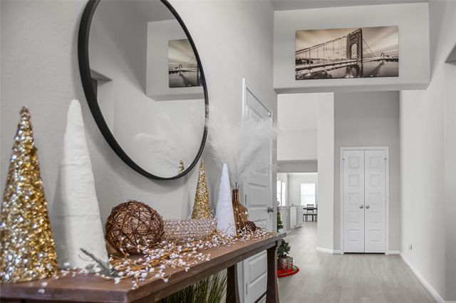 8423 Moonlight Bay Circle, Baytown, TX 77523