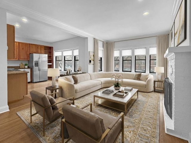 4021 N Southport Avenue 1, Chicago, IL 60613