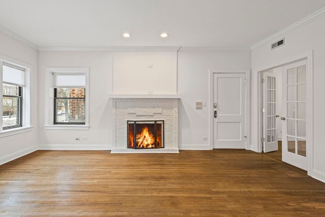 4021 N Southport Avenue 1, Chicago, IL 60613