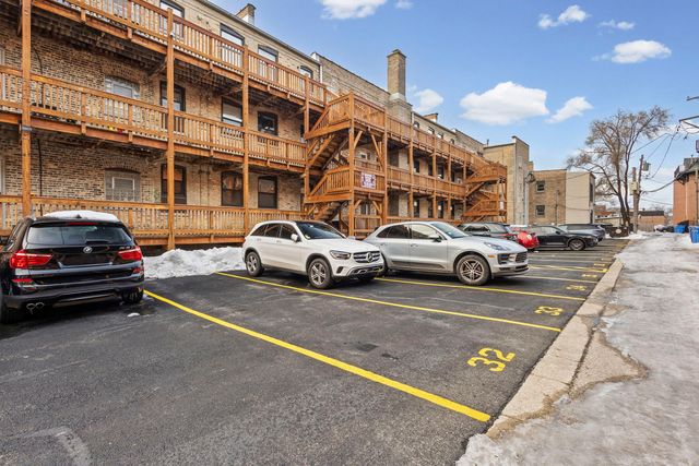 4021 N Southport Avenue 1, Chicago, IL 60613