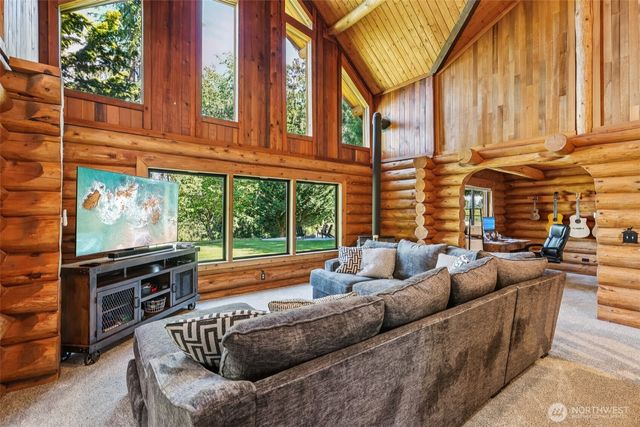 8209 271st Avenue E, Buckley, WA 98321