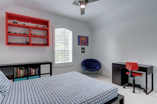 3 Vincent Court, The Woodlands, TX 77382