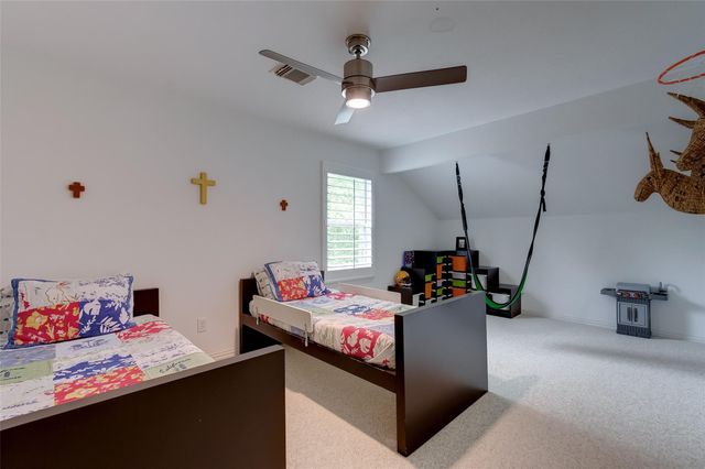 3 Vincent Court, The Woodlands, TX 77382