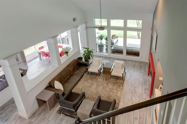 3 Vincent Court, The Woodlands, TX 77382